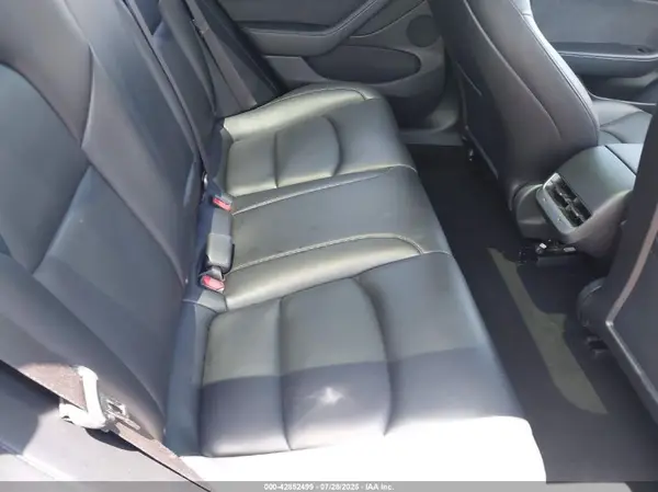 5YJ3E1EA5MF969029 2021 TESLA MODEL 3 - Image 8