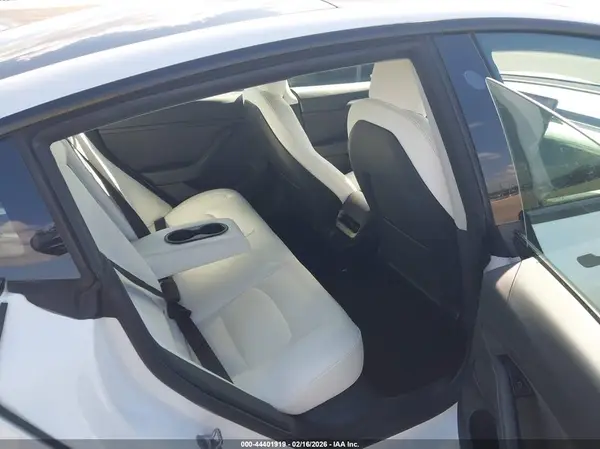 5YJ3E1EA5MF973162 2021 TESLA MODEL 3 - Image 8