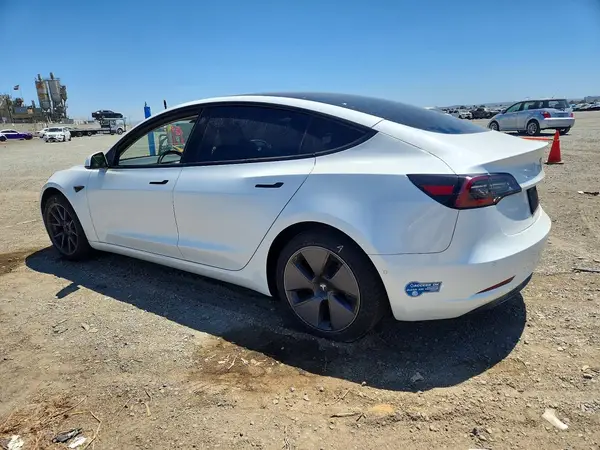 5YJ3E1EA5MF976286 2021 TESLA MODEL 3 - Image 2