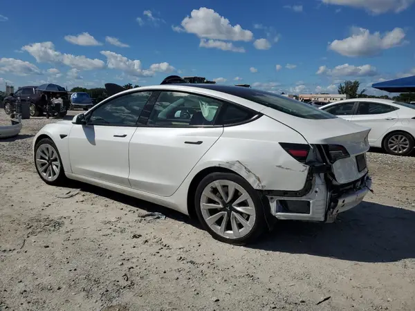 5YJ3E1EA5MF978409 2021 TESLA MODEL 3 - Image 2