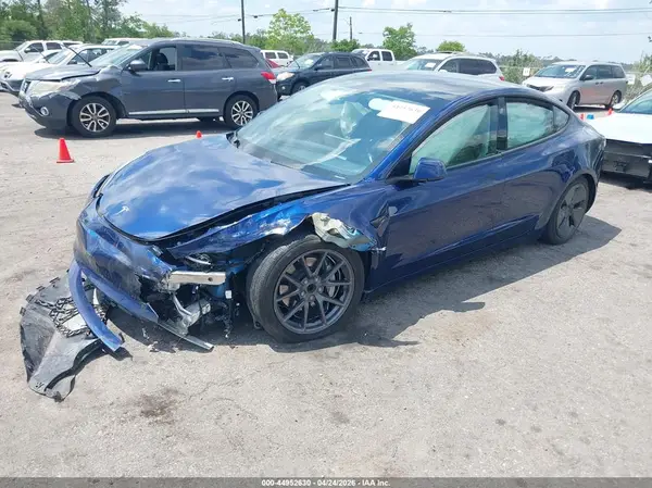 5YJ3E1EA5MF985702 2021 TESLA MODEL 3 - Image 2