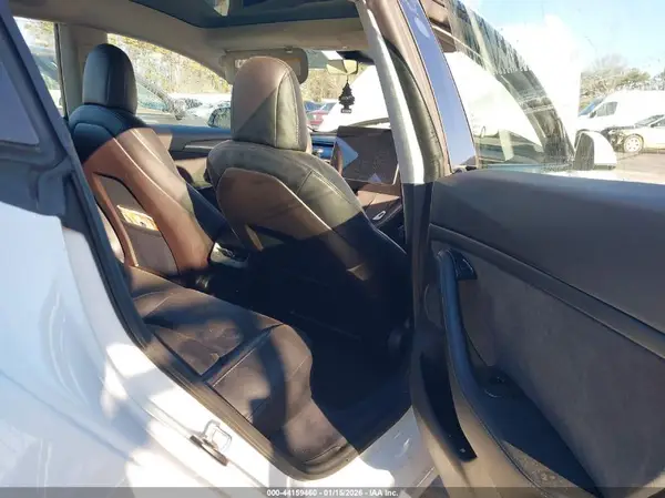 5YJ3E1EA5MF991693 2021 TESLA MODEL 3 - Image 8