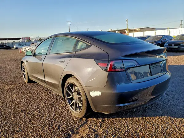 5YJ3E1EA5MF994223 2021 TESLA MODEL 3 - Image 2
