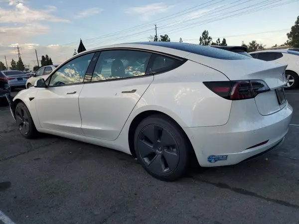 5YJ3E1EA5MF998174 2021 TESLA MODEL 3 - Image 2