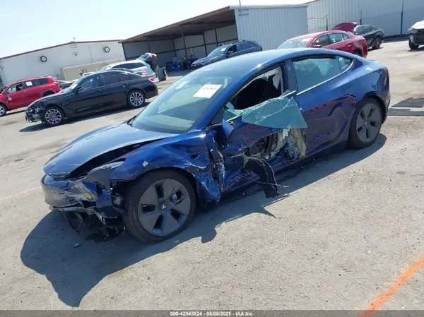 5YJ3E1EA5NF112596 2022 TESLA MODEL 3 - Image 2