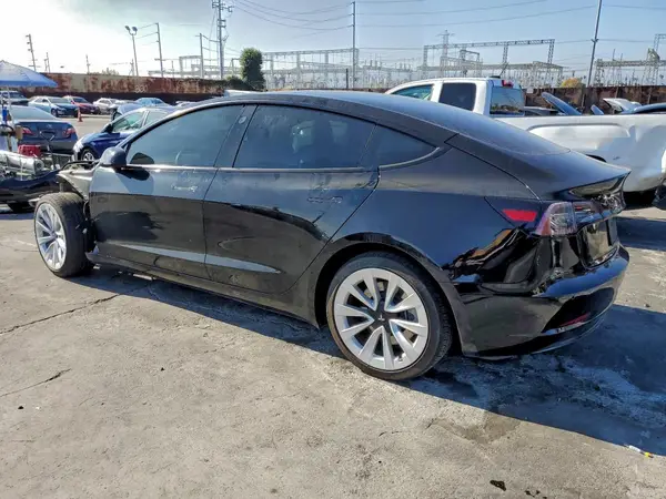 5YJ3E1EA5NF134422 2022 TESLA MODEL 3 - Image 2