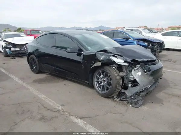5YJ3E1EA5NF136199 2022 TESLA MODEL 3 - Image 1