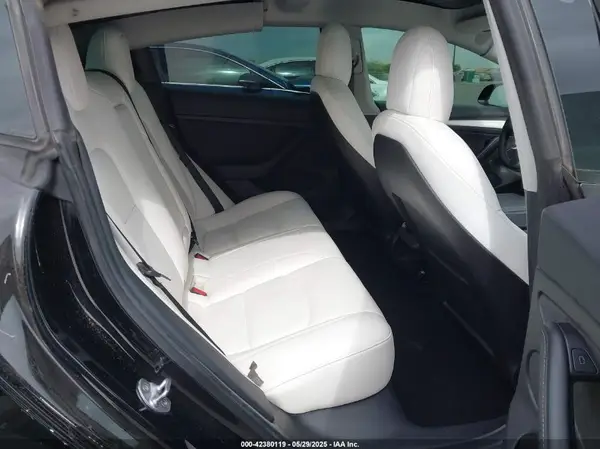 5YJ3E1EA5NF136199 2022 TESLA MODEL 3 - Image 8