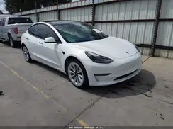 5YJ3E1EA5NF154427 2022 TESLA MODEL 3