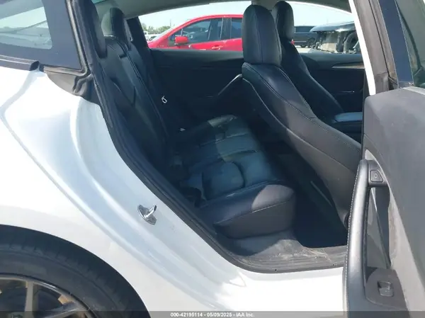 5YJ3E1EA5NF164309 2022 TESLA MODEL 3 - Image 8