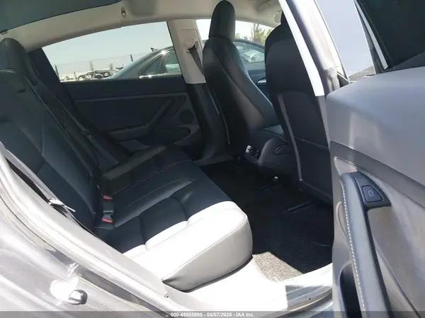 5YJ3E1EA5NF168280 2022 TESLA MODEL 3 - Image 8