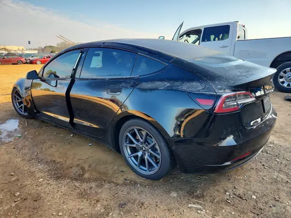 5YJ3E1EA5NF169526 2022 TESLA MODEL 3 - Image 2