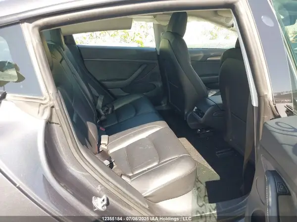 5YJ3E1EA5NF175276 2022 TESLA MODEL 3 - Image 8