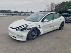 5YJ3E1EA5NF175794 2022 TESLA MODEL 3