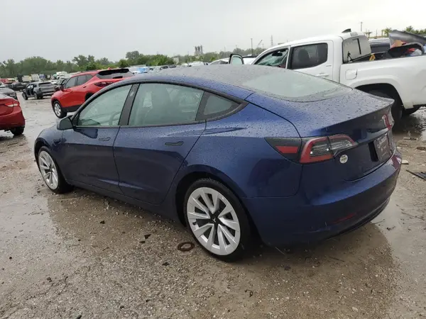 5YJ3E1EA5NF185452 2022 TESLA MODEL 3 - Image 2