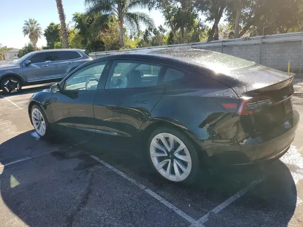 5YJ3E1EA5NF186276 2022 TESLA MODEL 3 - Image 2