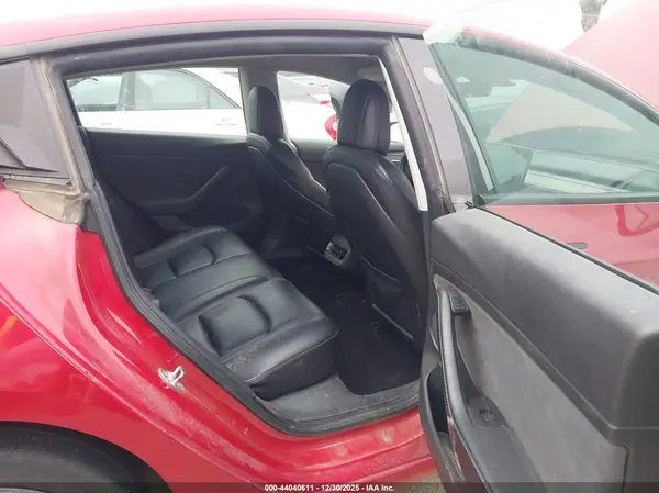 5YJ3E1EA5NF187265 2022 TESLA MODEL 3 - Image 8