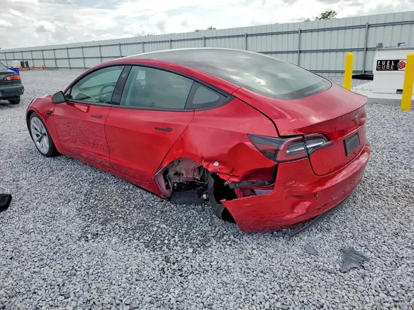 5YJ3E1EA5NF187749 2022 TESLA MODEL 3 - Image 2