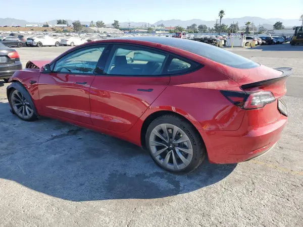 5YJ3E1EA5NF188898 2022 TESLA MODEL 3 - Image 2