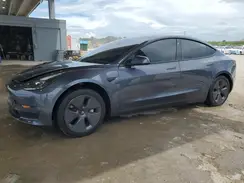 5YJ3E1EA5NF189372 2022 TESLA MODEL 3