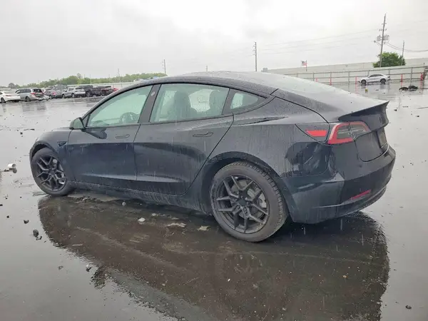 5YJ3E1EA5NF189453 2022 TESLA MODEL 3 - Image 2