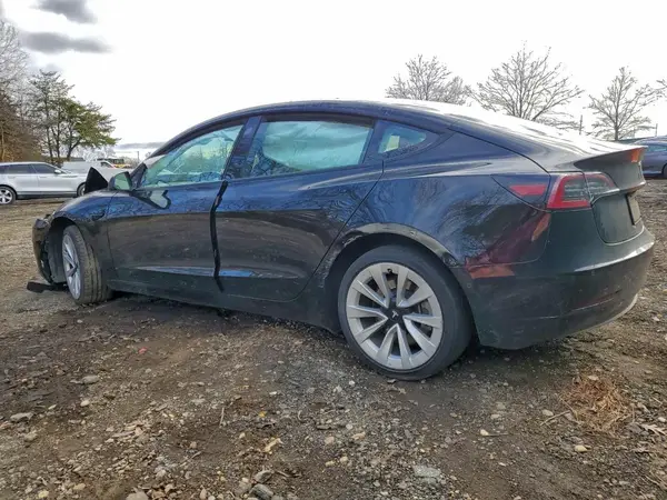 5YJ3E1EA5NF191347 2022 TESLA MODEL 3 - Image 2