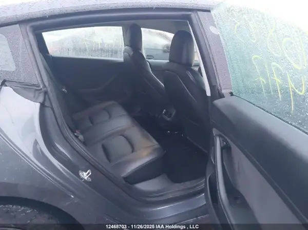 5YJ3E1EA5NF194717 2022 TESLA MODEL 3 - Image 8