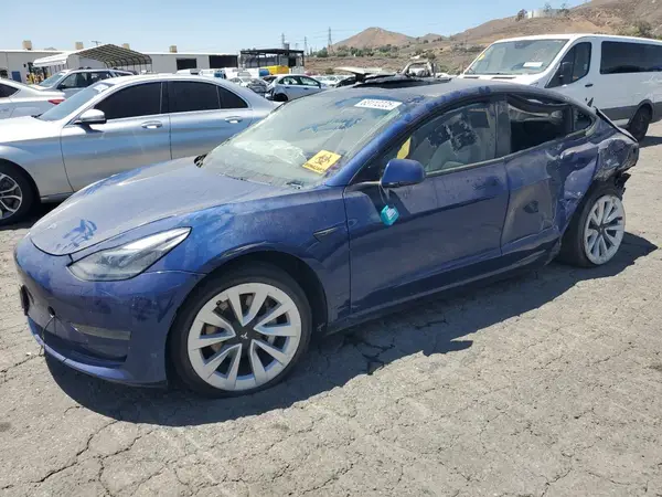 5YJ3E1EA5NF250235 2022 TESLA MODEL 3 - Image 1