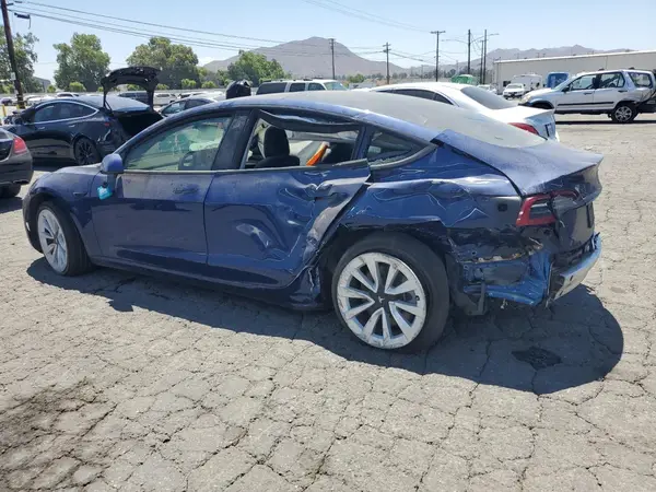 5YJ3E1EA5NF250235 2022 TESLA MODEL 3 - Image 2