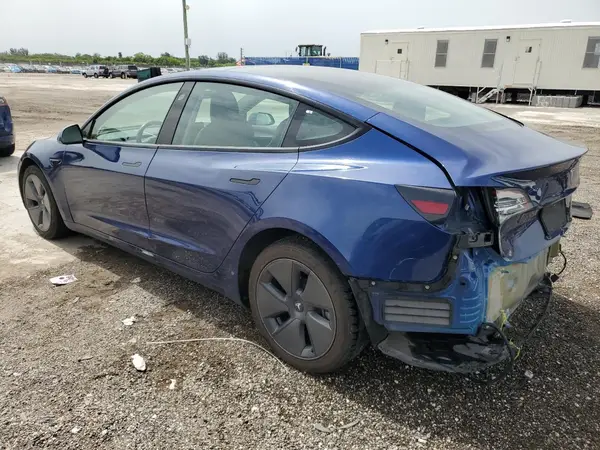 5YJ3E1EA5NF285552 2022 TESLA MODEL 3 - Image 2