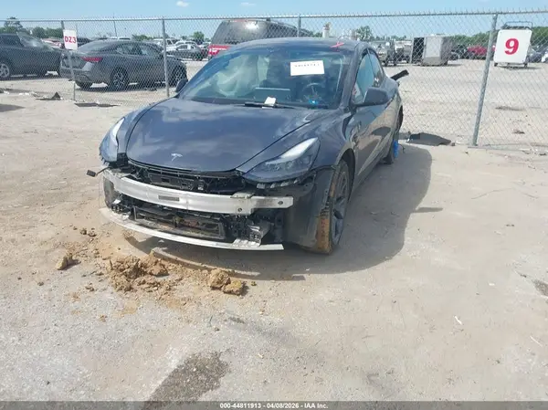 5YJ3E1EA5NF286605 2022 TESLA MODEL 3 - Image 2