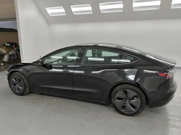 5YJ3E1EA5NF286667 2022 TESLA MODEL 3 - Image 2