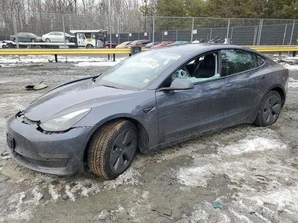 5YJ3E1EA5NF288824 2022 TESLA MODEL 3 - Image 1