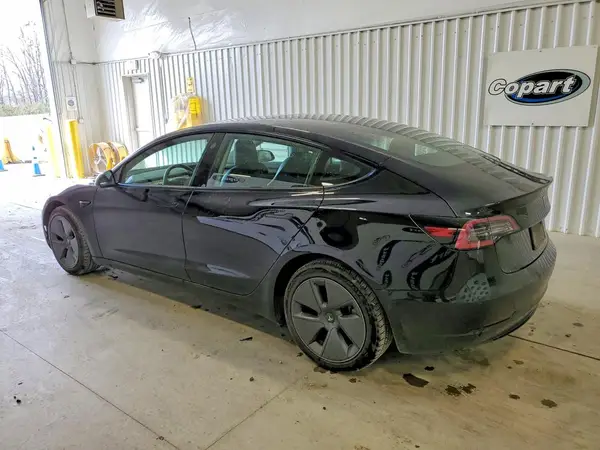 5YJ3E1EA5NF288838 2022 TESLA MODEL 3 - Image 2