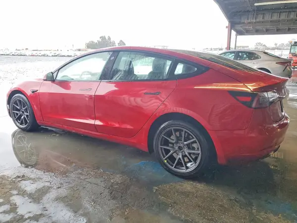 5YJ3E1EA5NF289309 2022 TESLA MODEL 3 - Image 2