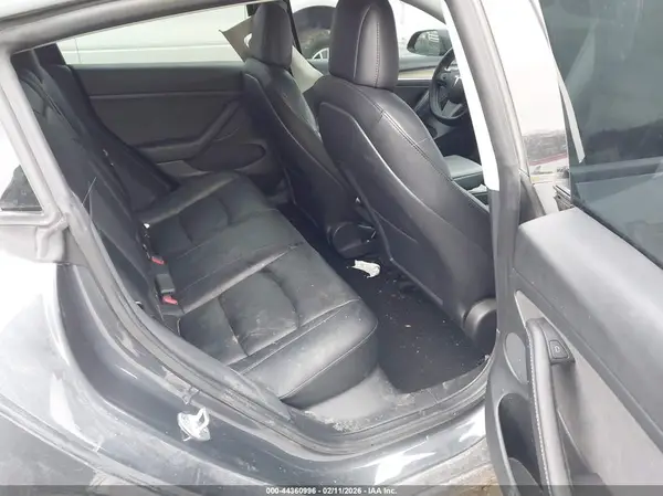5YJ3E1EA5NF289472 2022 TESLA MODEL 3 - Image 8