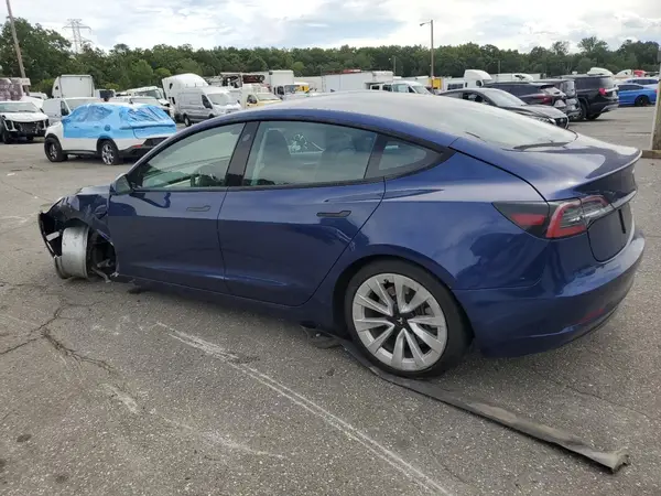 5YJ3E1EA5NF289908 2022 TESLA MODEL 3 - Image 2