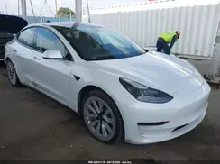 5YJ3E1EA5NF299550 2022 TESLA MODEL 3