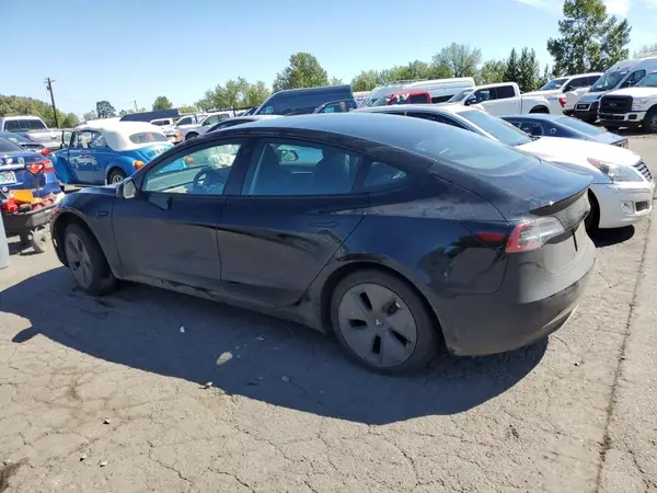 5YJ3E1EA5NF302009 2022 TESLA MODEL 3 - Image 2