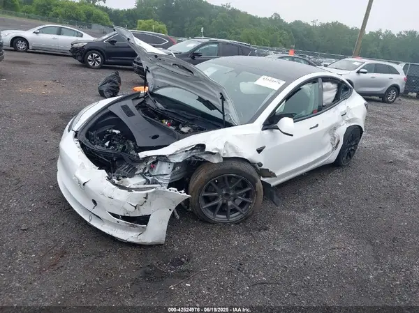 5YJ3E1EA5NF305301 2022 TESLA MODEL 3 - Image 2