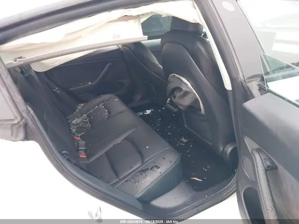 5YJ3E1EA5NF305301 2022 TESLA MODEL 3 - Image 8