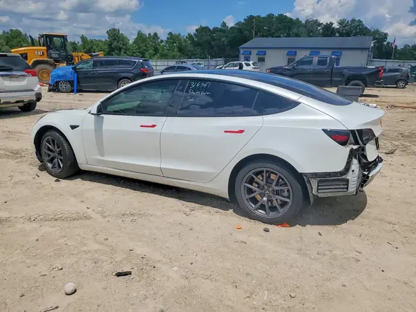5YJ3E1EA5NF313995 2022 TESLA MODEL 3 - Image 2