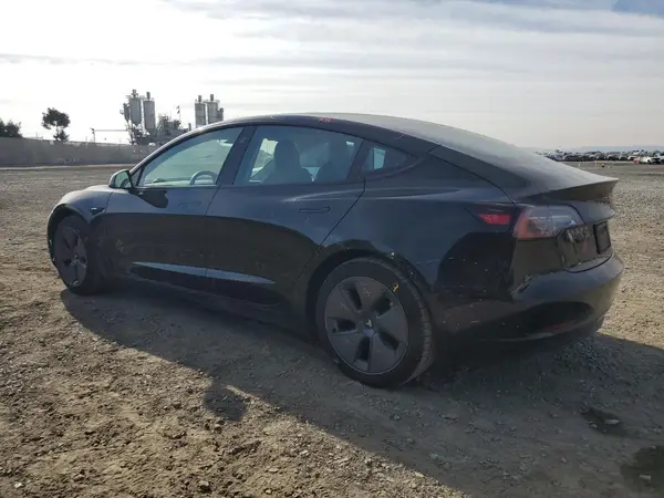 5YJ3E1EA5NF321501 2022 TESLA MODEL 3 - Image 2