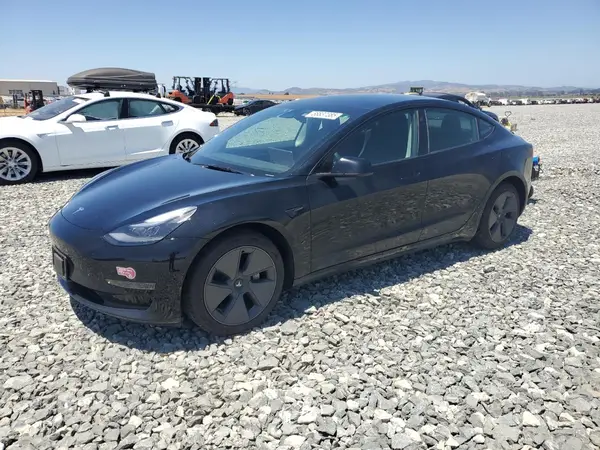 5YJ3E1EA5NF324639 2022 TESLA MODEL 3 - Image 1