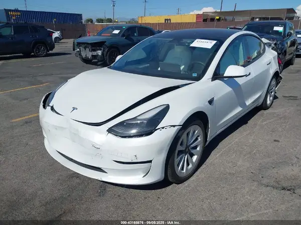 5YJ3E1EA5NF324883 2022 TESLA MODEL 3 - Image 2