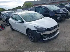5YJ3E1EA5NF328657 2022 TESLA MODEL 3