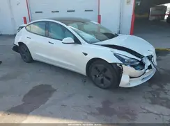 5YJ3E1EA5NF329727 2022 TESLA MODEL 3
