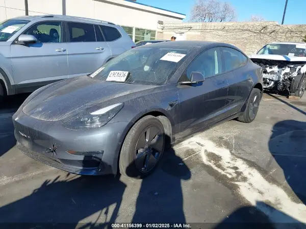 5YJ3E1EA5NF332658 2022 TESLA MODEL 3 - Image 2