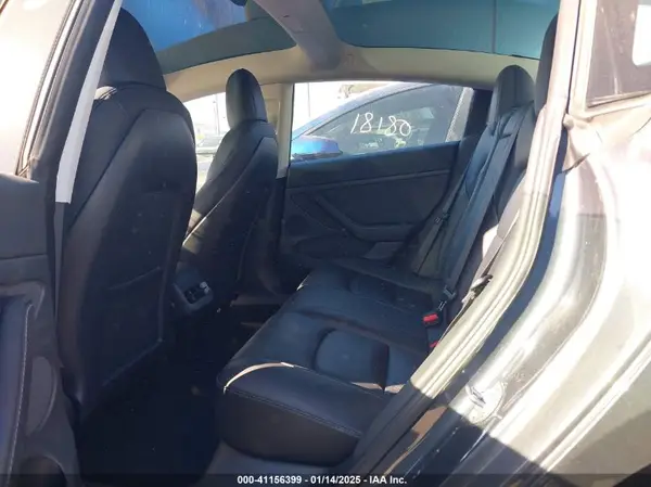 5YJ3E1EA5NF332658 2022 TESLA MODEL 3 - Image 8