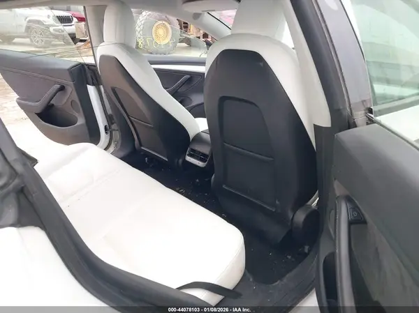 5YJ3E1EA5NF335835 2022 TESLA MODEL 3 - Image 8